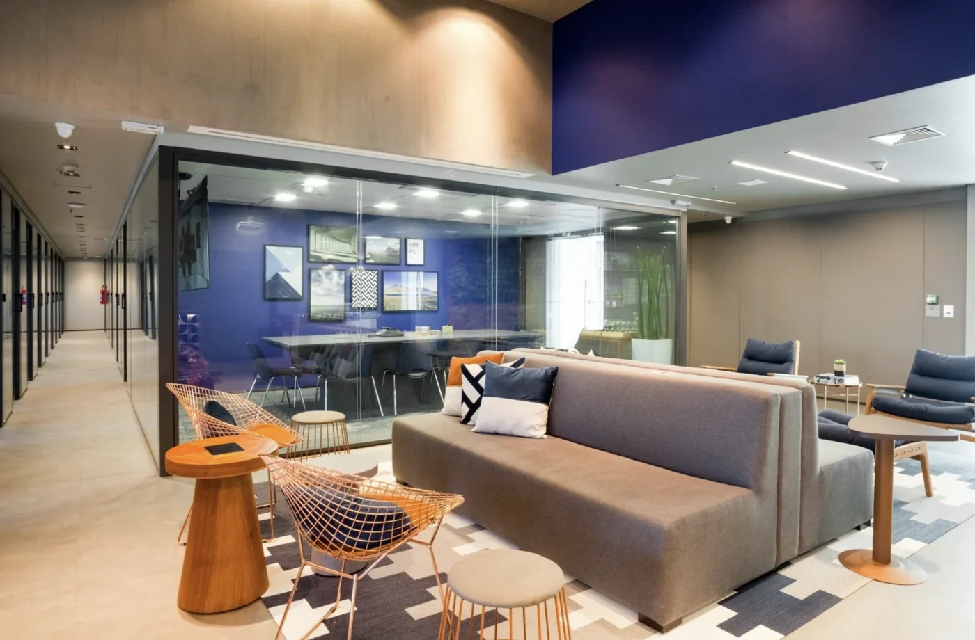 Lounge do escritório da Nume Company, agência de marketing digital no Itaim Bibi, São Paulo